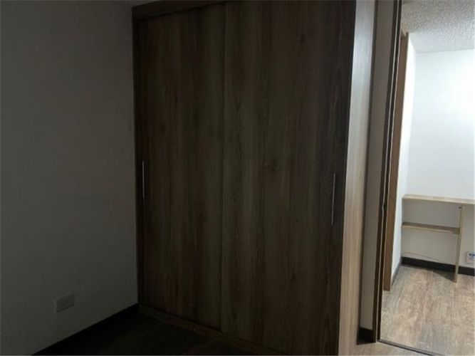 Apartamento de 3 alcobas en venta en Fac, Madrid, 55 m² · foto 9 de 18