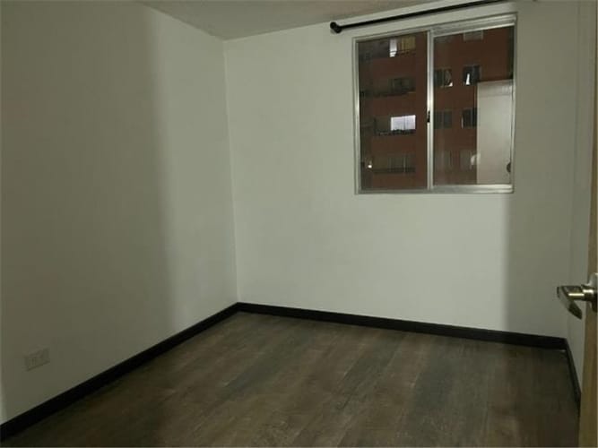 Apartamento de 3 alcobas en venta en Fac, Madrid, 55 m² · foto 11 de 18