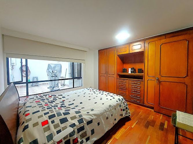 Apartamento de 2 alcobas en venta en Santa Paula, Bogotá, 126 m² · foto 11 de 24