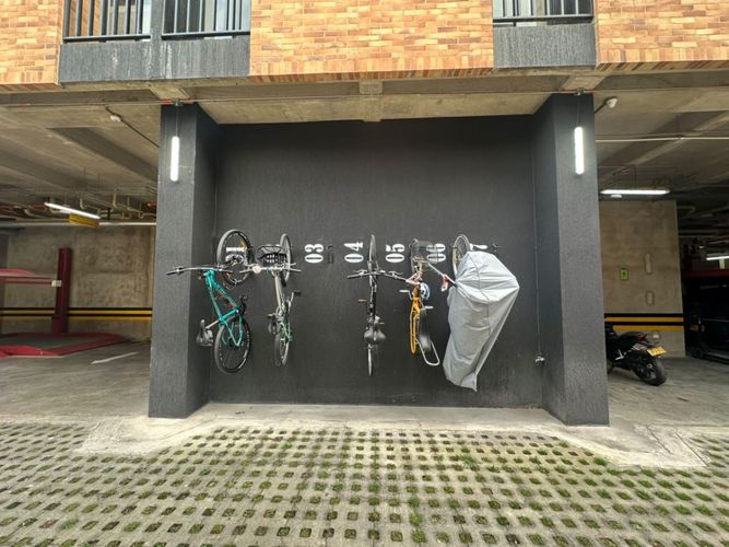 Apartamento de 1 alcoba en venta en Barrios Unidos, Bogotá, 16 m² · foto 13 de 21