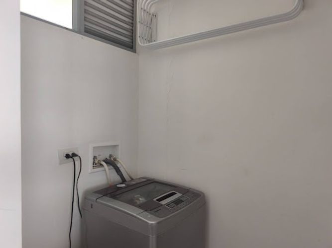 Apartamento de 2 alcobas en venta en Las Lomitas, Sabaneta, 57 m² · foto 16 de 23