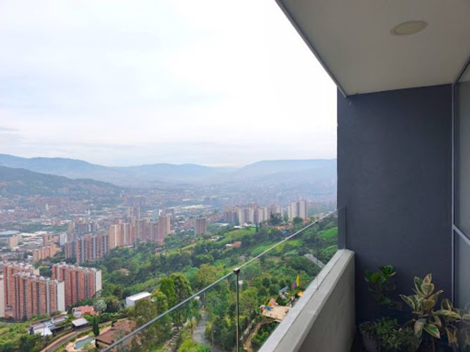 Apartamento de 2 alcobas en venta en Las Lomitas, Sabaneta, 57 m² · foto 17 de 23