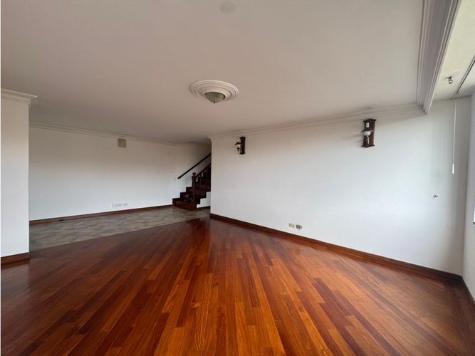 Apartamento de 5 alcobas en venta en Niza, Bogotá, 113 m² · foto 3 de 15