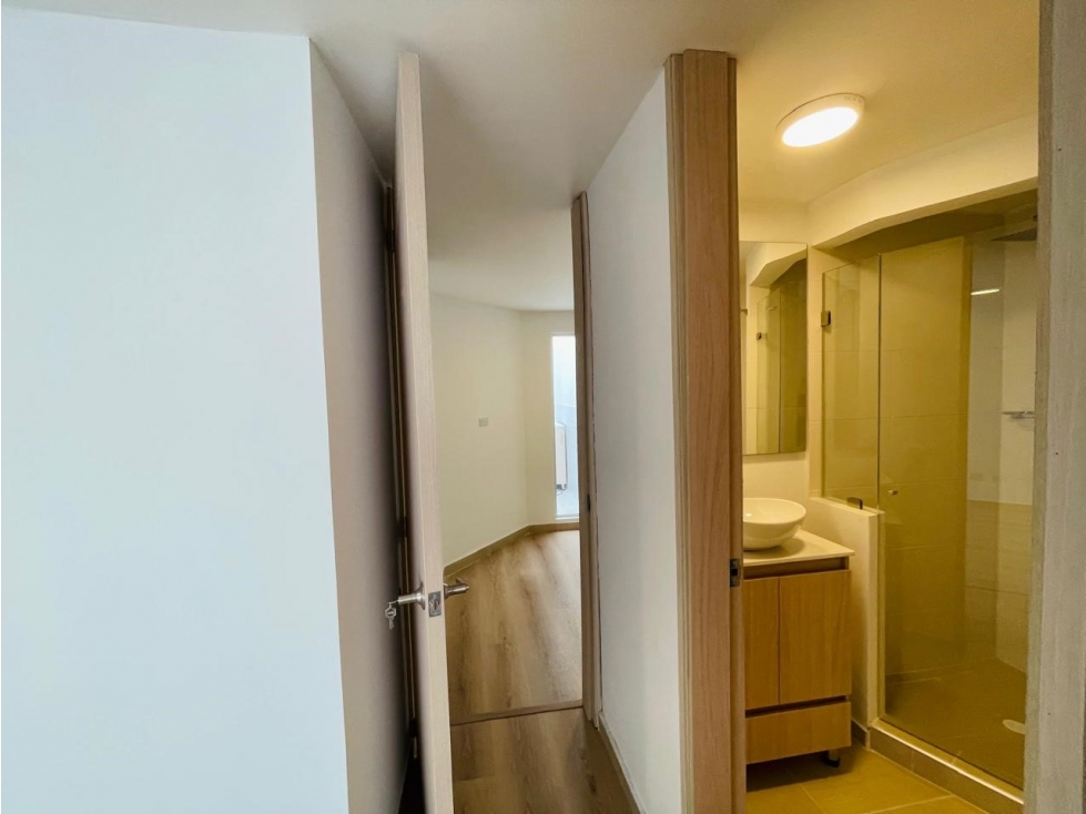 Apartamento en venta en Cedritos, Bogotá · foto 8 de 20