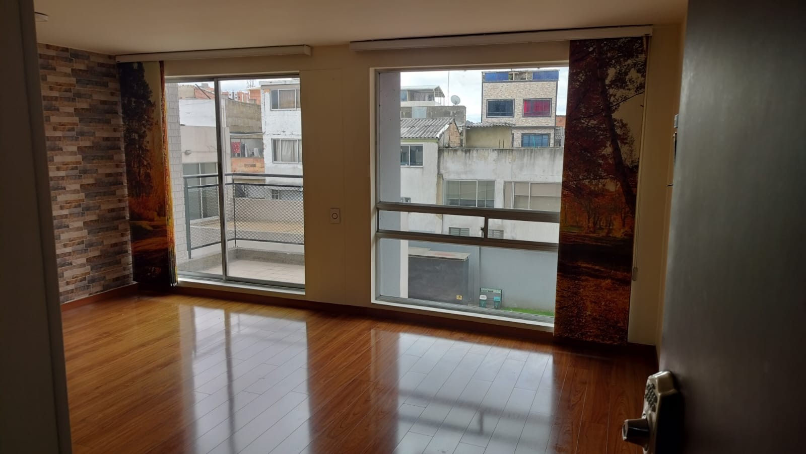 Apartamento en venta en Mirandela, Bogotá · foto 3 de 18