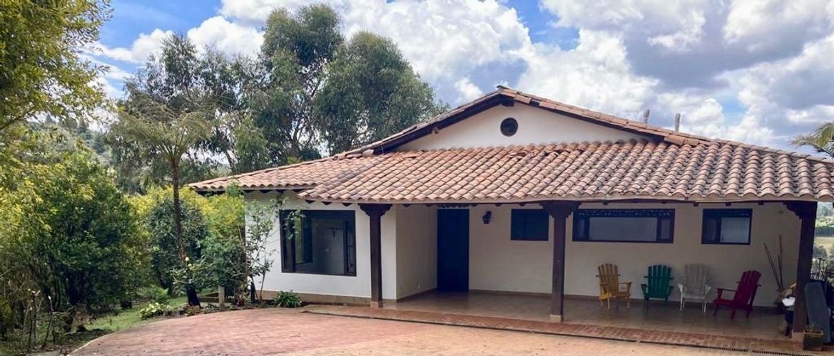 Finca en venta en San Jose, Guarne, 57000 m² · foto 2 de 17