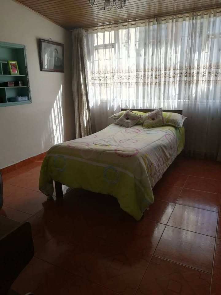 Casa en venta en Santa Isabel, Bogotá · foto 11 de 12