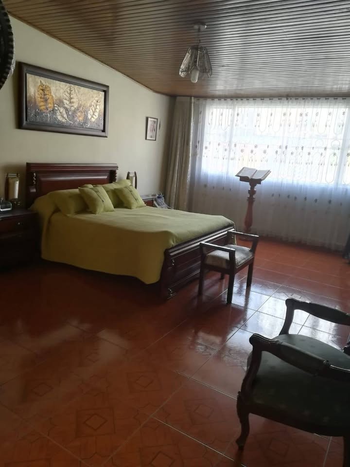 Casa en venta en Santa Isabel, Bogotá · foto 6 de 12