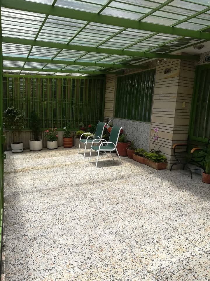 Casa en venta en Santa Isabel, Bogotá · foto 9 de 12
