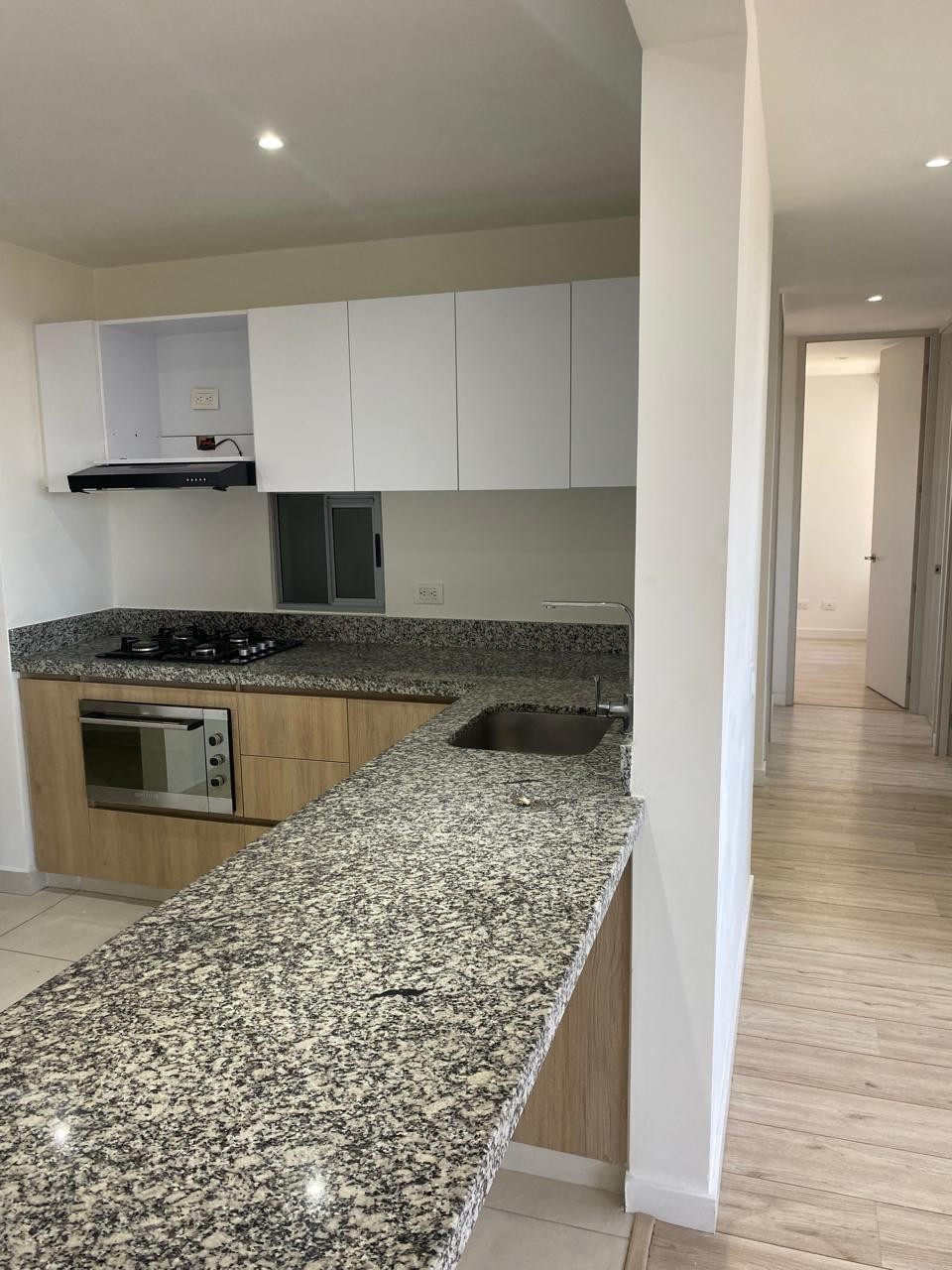 Apartamento en venta en Fontibon, Bogotá · foto 5 de 24