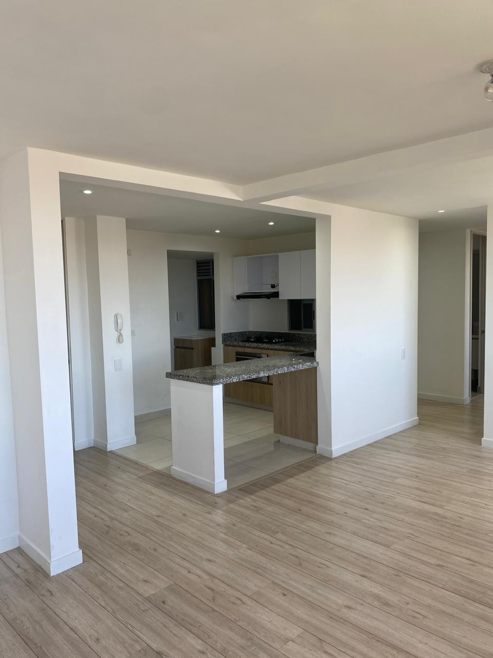 Apartamento en venta en Fontibon, Bogotá · foto 8 de 24
