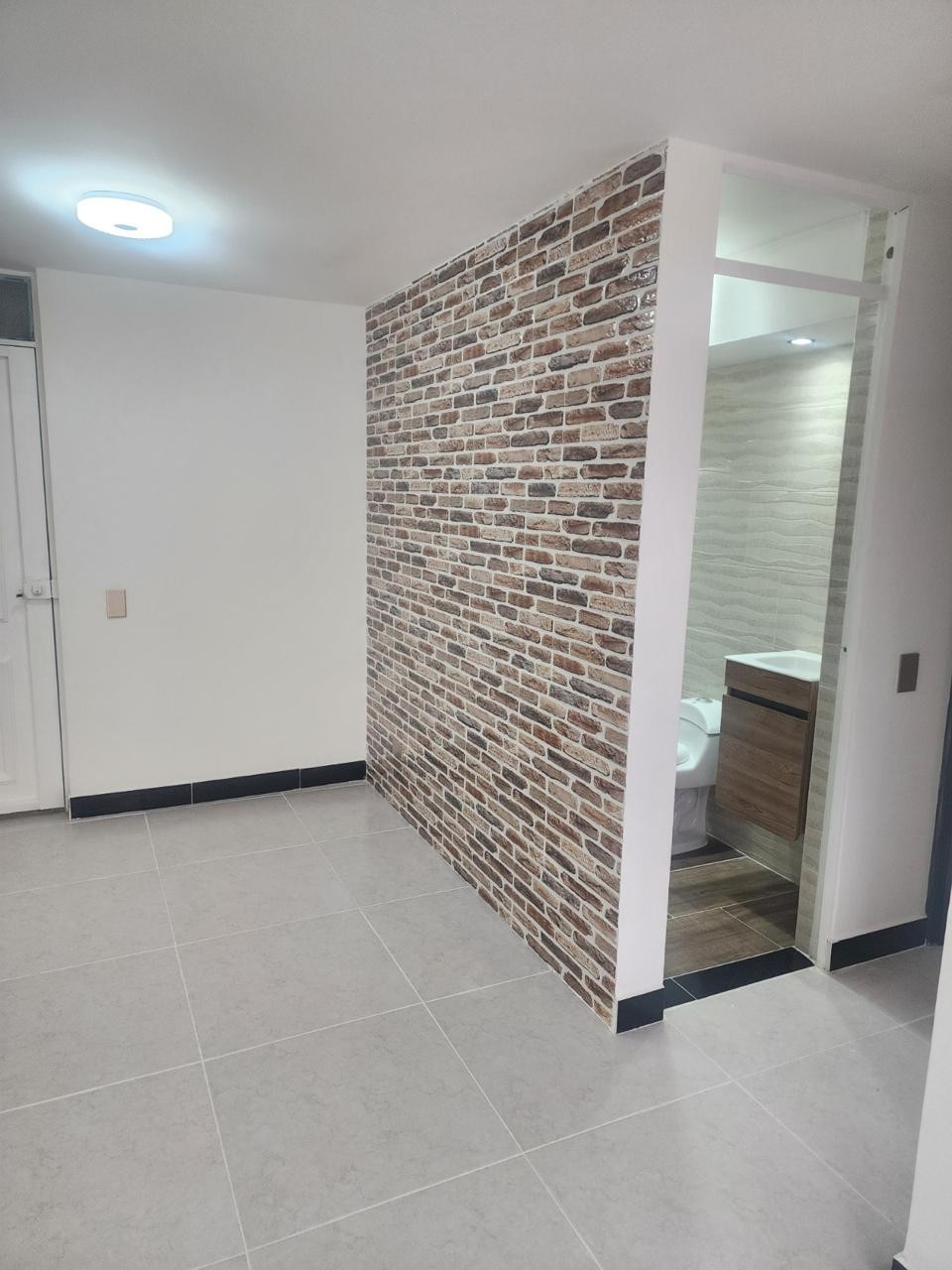 Apartamento en venta en Villa Del Rio, Bogotá · foto 3 de 11