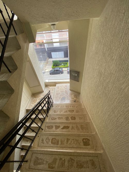 Apartamento en venta en Laureles, Medellín · foto 4 de 18