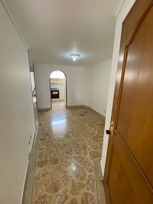 Apartamento en venta en Laureles, Medellín · foto 5 de 18
