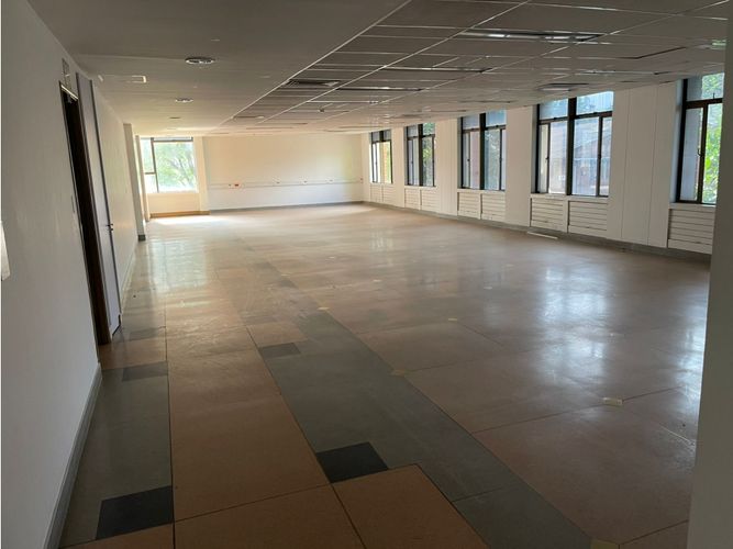 Oficina en arriendo en Zona Industrial No. 2, Itagüí, 2511 m² · foto 13 de 22