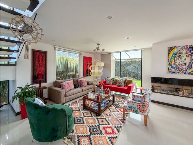 Casa en venta en Quintas Del Bosque, Chía · foto 2 de 24