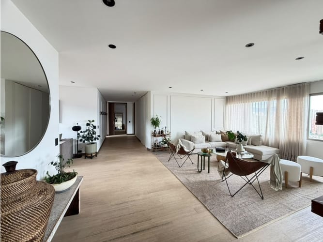 Apartamento de 3 alcobas en arriendo en San Diego, Medellín, 323 m² · foto 7 de 24