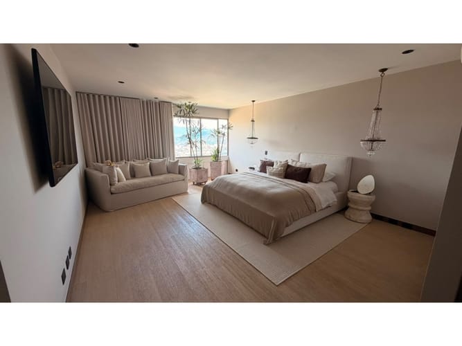 Apartamento de 3 alcobas en arriendo en San Diego, Medellín, 323 m² · foto 18 de 24