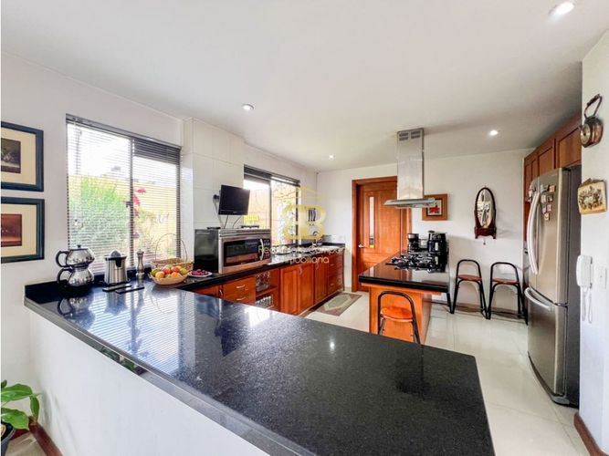 Casa de 3 alcobas en venta en San Jose De Los Nogales, Chía, 299 m² · foto 8 de 24