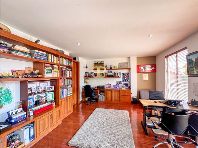 Casa de 3 alcobas en venta en San Jose De Los Nogales, Chía, 299 m² · foto 10 de 24