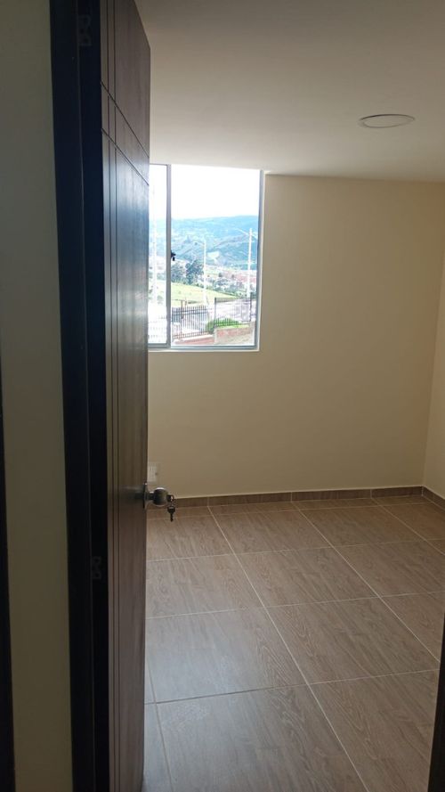Apartamento en arriendo en El Uval, Bogotá · foto 8 de 15