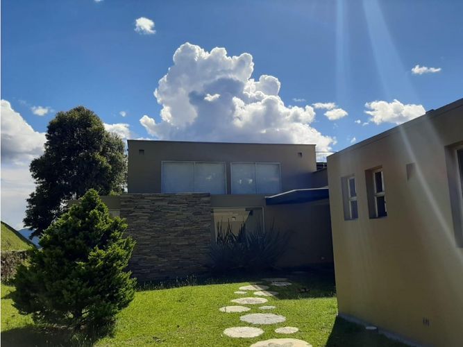 Casa de 4 alcobas en venta en Vía Las Palmas, Medellín · foto 2 de 13