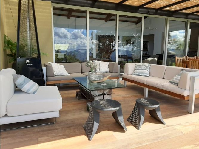 Casa de 4 alcobas en venta en Vía Las Palmas, Medellín · foto 3 de 13