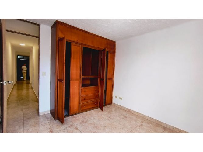 Apartamento de 2 alcobas en venta en Central, Bello, 52 m² · foto 5 de 8