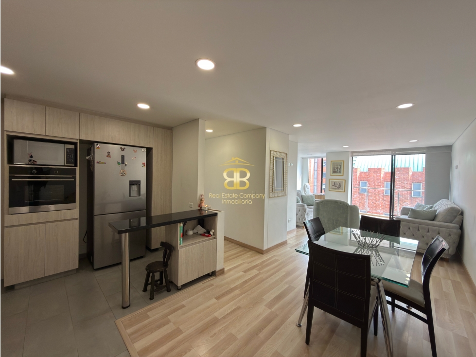 Apartamento en venta en Quinta Paredes, Bogotá · foto 2 de 24