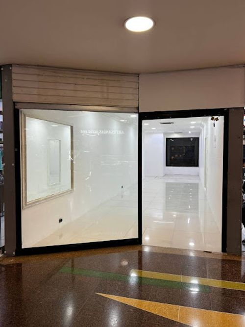 Local en arriendo en San Diego, Medellín, 47 m² · foto 9 de 11