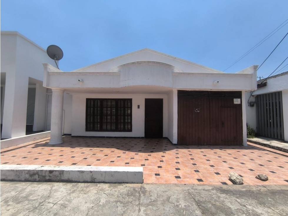 Casa en venta en El Bosque, Cartagena · foto 2 de 12