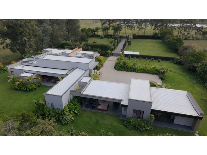 Finca en venta en Llano Grande, Rionegro, 1000 m² · foto 2 de 24