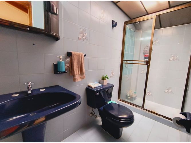 Casa de 4 alcobas en venta en Granada, Medellín, 231 m² · foto 13 de 14