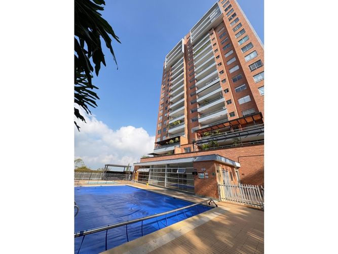 Apartamento de 2 alcobas en arriendo en El Tesoro, Medellín, 115 m² · foto 13 de 18