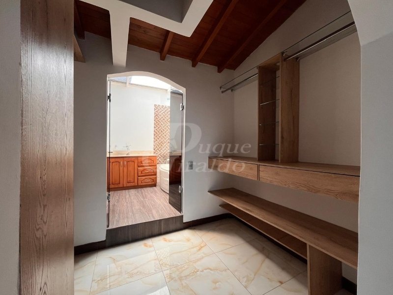 Apartamento en arriendo en El Poblado, Medellín · foto 12 de 24