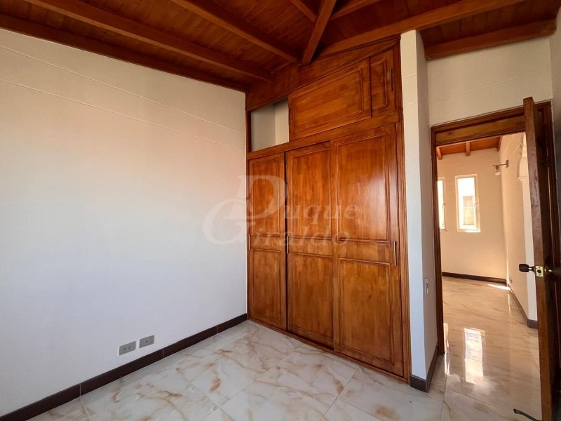 Apartamento en arriendo en El Poblado, Medellín · foto 19 de 24