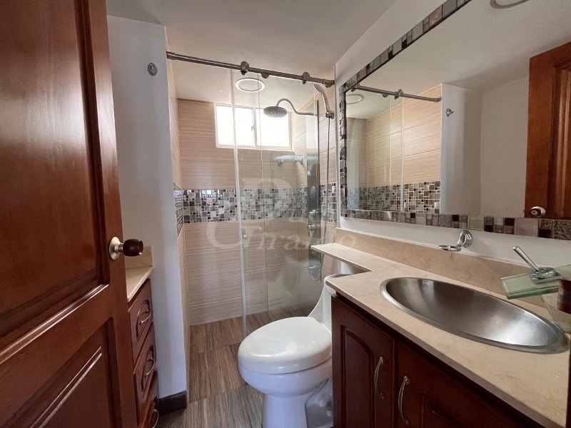 Apartamento en arriendo en El Poblado, Medellín · foto 23 de 24