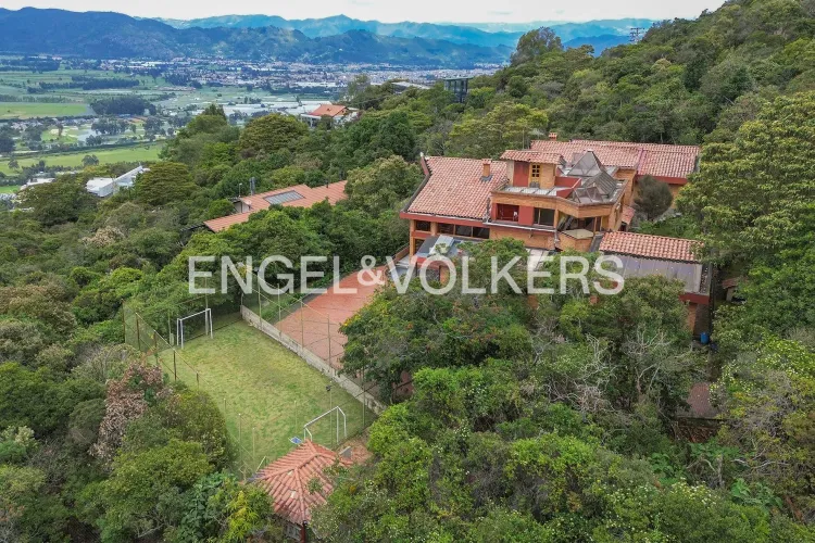 Casa de 8 alcobas en venta en Guaymaral, Bogotá, 1300 m² · foto 20 de 20