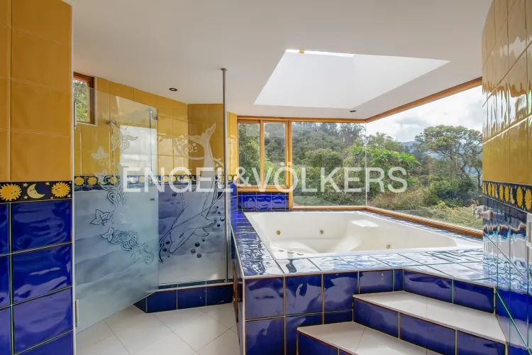 Casa de 8 alcobas en venta en Guaymaral, Bogotá, 1300 m² · foto 15 de 20