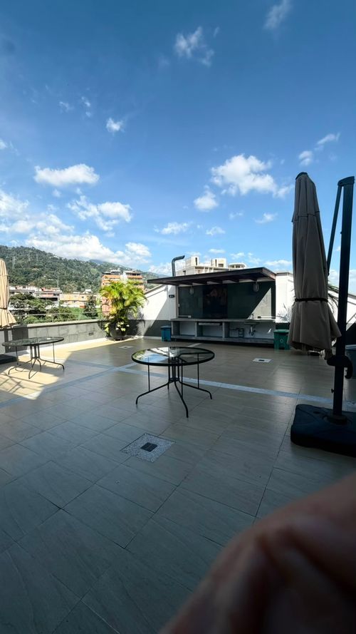 Apartamento de 3 alcobas en venta en La Floresta, Bucaramanga, 186 m² · foto 23 de 24