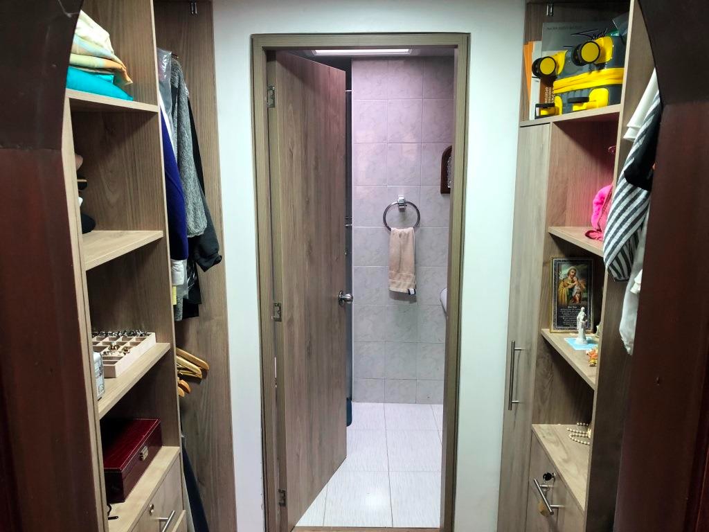 Casa en venta en Lagos De Cordoba, Bogotá · foto 13 de 20