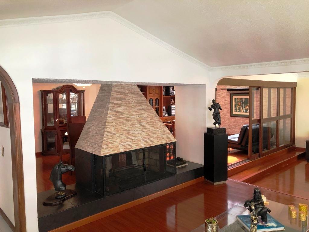 Casa en venta en Lagos De Cordoba, Bogotá · foto 4 de 20