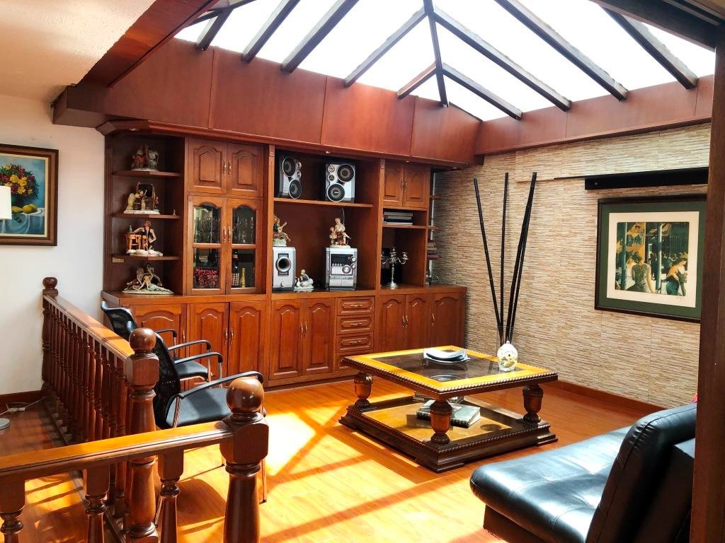 Casa en venta en Lagos De Cordoba, Bogotá · foto 9 de 20