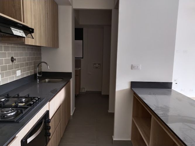 Apartamento de 2 alcobas en venta en El Retiro, 83 m² · foto 2 de 20