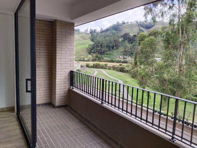Apartamento de 2 alcobas en venta en El Retiro, 83 m² · foto 8 de 20