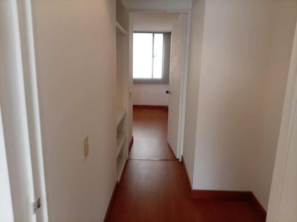 Apartamento en venta en Alhambra, Bogotá · foto 5 de 24