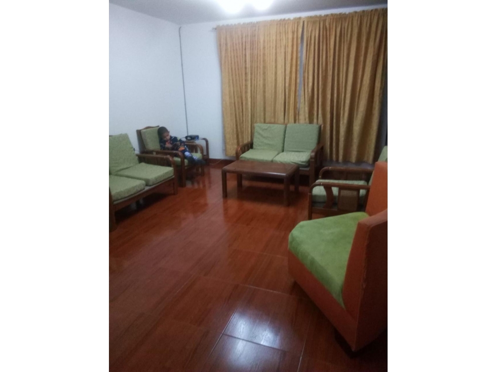 Casa en venta en La Estrada, Bogotá · foto 4 de 24