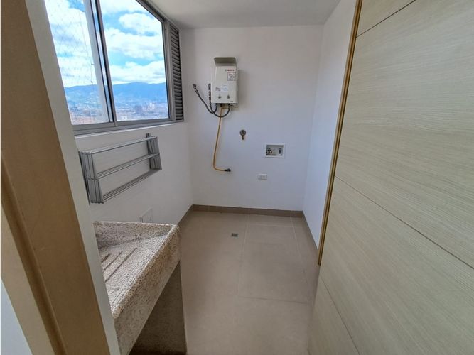 Apartamento de 3 alcobas en arriendo en Santa Maria De Los Angeles, Medellín, 138 m² · foto 10 de 20