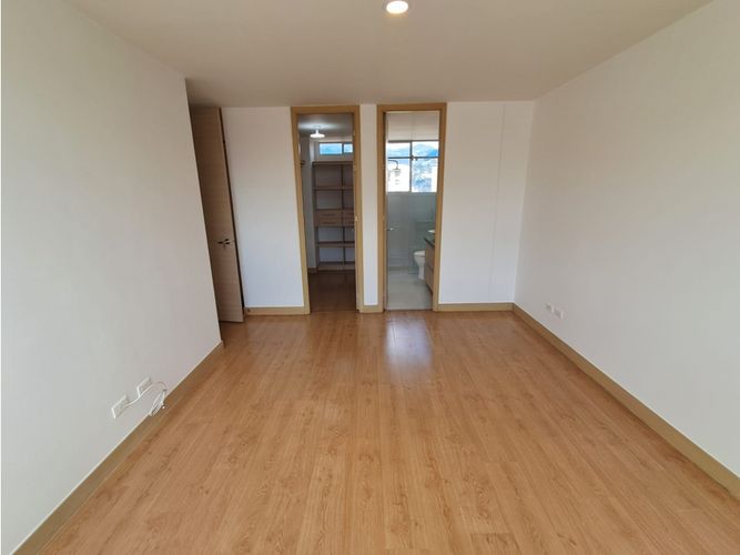 Apartamento de 3 alcobas en arriendo en Santa Maria De Los Angeles, Medellín, 138 m² · foto 13 de 20