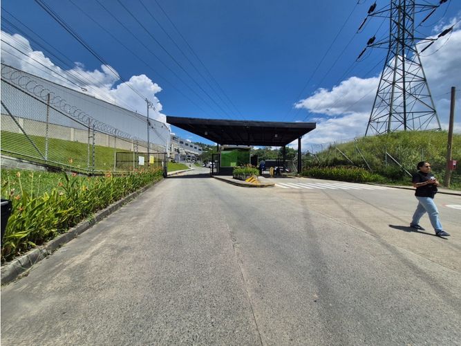 Bodega en venta en Actividad Multiple, Copacabana, 850 m² · foto 4 de 21